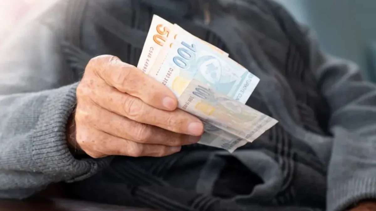 Emeklinin Maaşına Göre Promosyon Zamlandı: Kuveyt Türk Tekte 27 Bin 500 TL Ödüyor