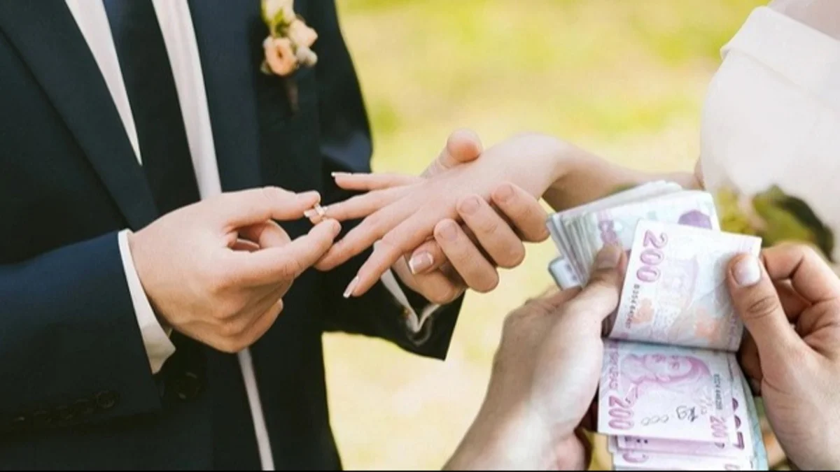 Evlilik Kredisi Başvurusunda Yeni Dönem: Yaş Sınırı ve Gelir Şartı Değişti - Ekonomi Haberleri