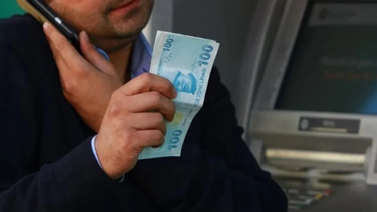 Promosyon 39 Bin TL Oldu: Emekliler Banka Önünde Sıraya Girecek